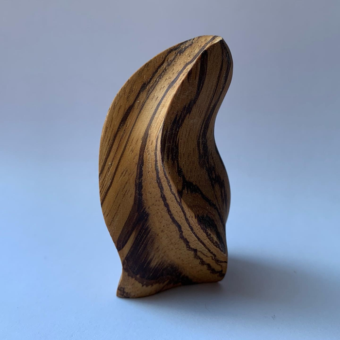 thumbnail of carving 77f7cab6-6e7b-417d-a8e3-3b30a346dd9a