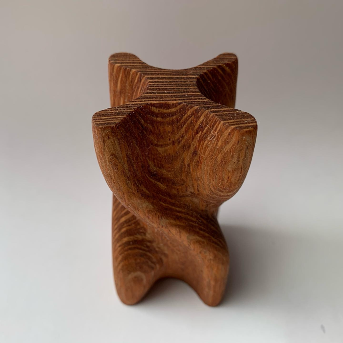 thumbnail of carving 64b285ee-dadb-4356-9604-83ccadc33b65