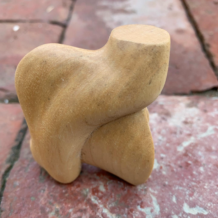 thumbnail of carving d9373fc5-19bc-43c7-adec-43bd8f5b9061