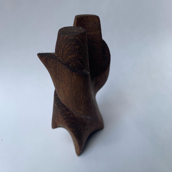 thumbnail of carving ed43e3e3-f5bf-4604-ba63-ebfa315b7948