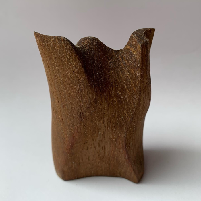 thumbnail of carving 2ece5270-169c-4554-b21f-9183376f26fc