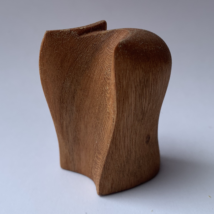 thumbnail of carving 0885e4cc-60a9-47bc-a23d-400edf38a984